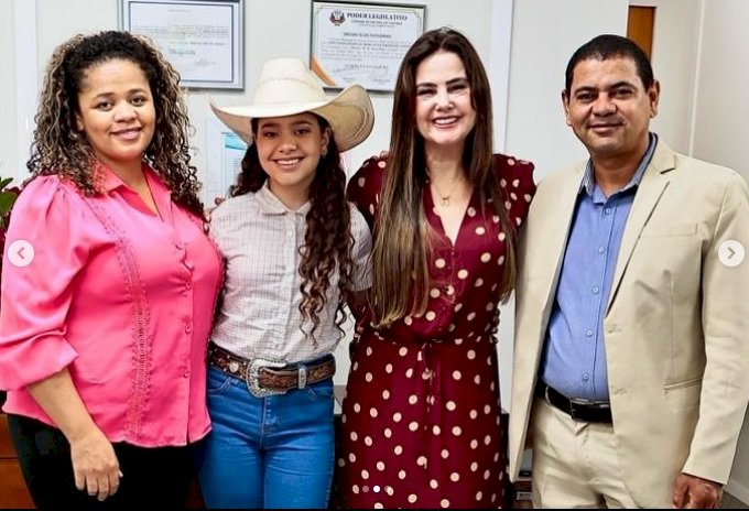 Menina Do Agro Cantora Isadora Berto Recebida Pela Deputada Mara