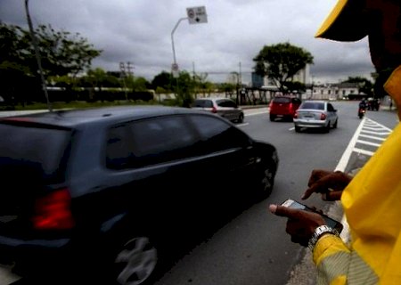 Nova lei de trânsito passa a valer em um mês. Veja o que muda