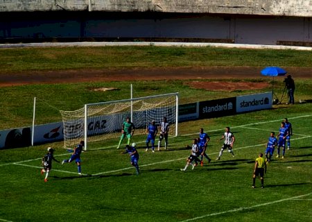 Na bola parada, Operário vence a primeira e ainda respira na busca por vaga