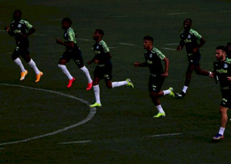 Pandemia afeta 16 campeonatos estaduais no País e muda calendário dos clubes