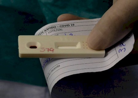 Pela primeira vez, Brasil passa marca de 2 mil mortos por Covid-19 em 24h