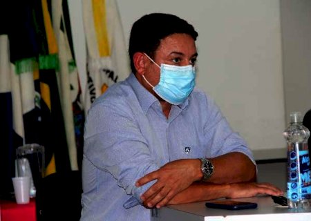 Para refor&ccedil;ar luta contra covid, prefeita troca gerente de Sa&uacute;de em Navira&iacute;