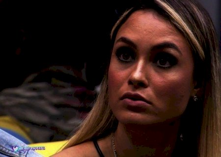 Ex-favorita? Sarah perde milhões de seguidores após polêmicas no BBB21