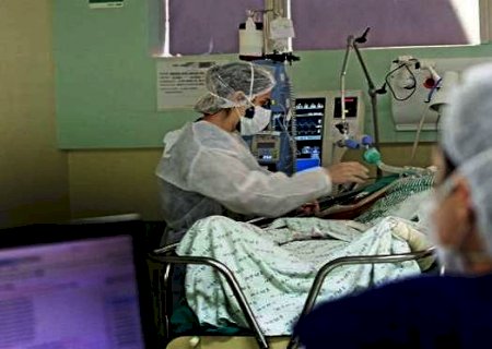 Por falta de "recursos humanos", governo n&atilde;o prev&ecirc; habilita&ccedil;&atilde;o de novas UTIs