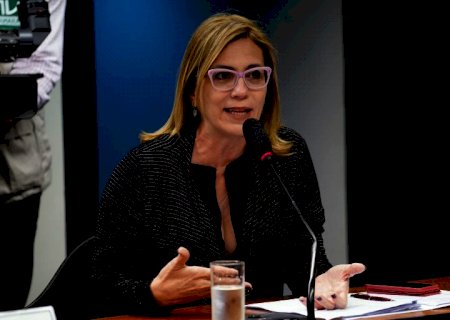 Projeto cria linha de crédito para estados comprarem vacina contra Covid-19