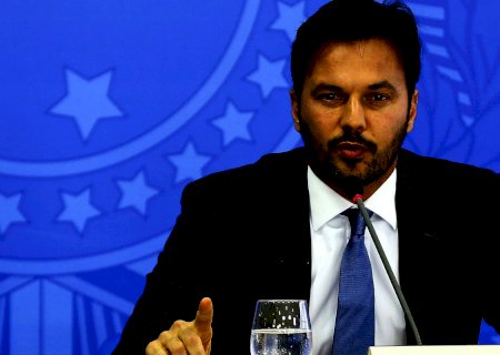Internet 5G impulsionará Brasil em áreas estratégicas, diz ministro