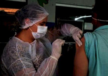 Três Lagoas: Com baixa procura, município devolveu 1,5 mil doses de Coronavac