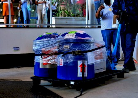 Fiocruz recebe neste sábado (17) nova remessa de insumos