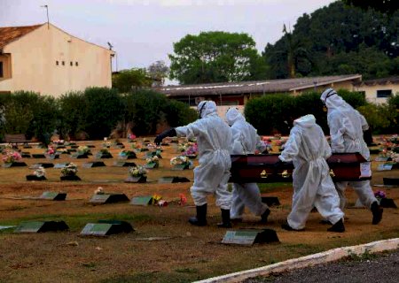 Fiocruz: pa&iacute;s tem redu&ccedil;&atilde;o de mortes por covid-19 pela 1&ordf; vez no ano