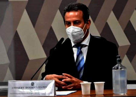 Recusar vacina também é um direito, diz novo ministro