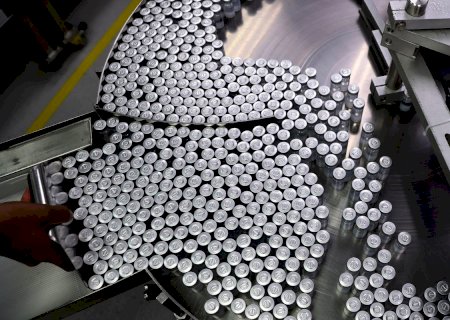 Butantan entrega 1,2 milhão de doses da Coronavac ao governo federal