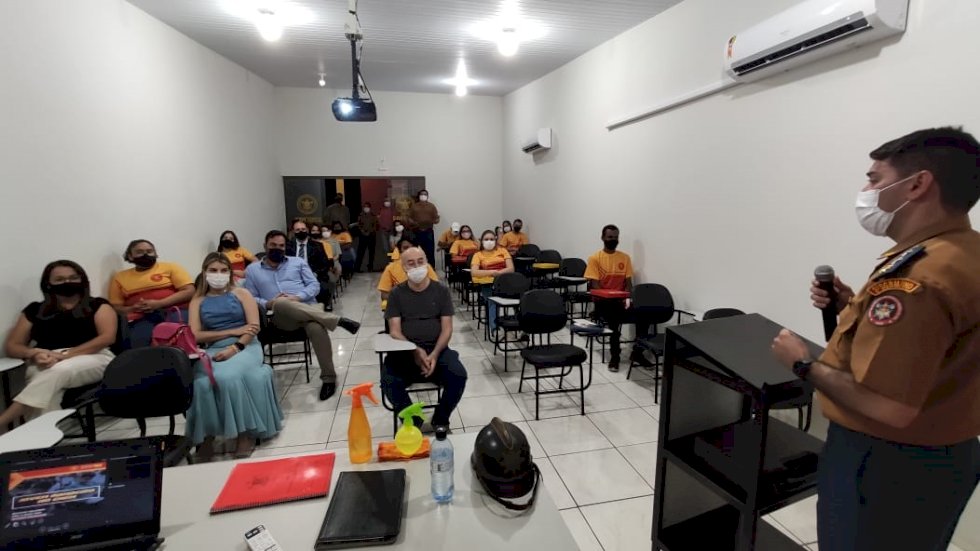 Corpo de Bombeiros Militar em Nova Andradina inicia ‘Projeto Jovem Bombeiro no Enem’