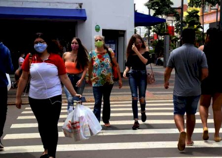 Estado aposta em vacinação para evitar possível colapso da variante Delta