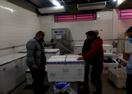 Mato Grosso do Sul recebe 40.460 doses de vacina contra a Covid-19 nesta segunda-feira