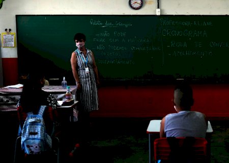 No Rio, sindicato pede fechamento de escolas por casos de covid-19