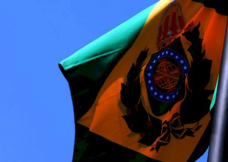 Fux manda tirar bandeira do Brasil Império no prédio do TJMS em Campo Grande