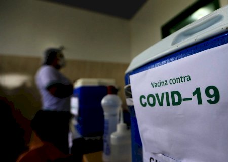 Brasil registra menor média móvel de mortes desde o início da pandemia