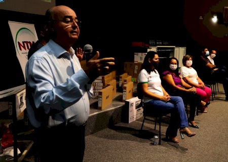 Educação de Nova Andradina investe aproximadamente R$1,5 milhão em equipamentos tecnológicos e chromebooks