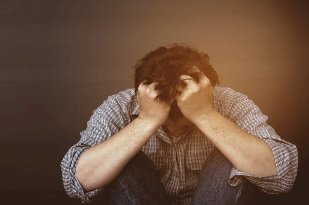 8 sinais de que você está entrando em depressão e como evitá-los