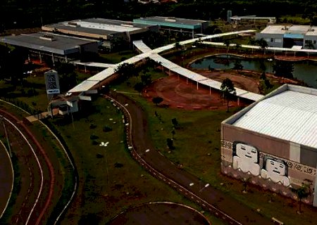 Com salários de até R$ 8,6 mil, Uems lança 9 editais para seleção de professores