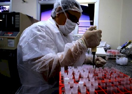 Com 78% da população vacinada, queda de mortes em outubro chegou a 68%