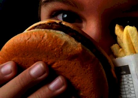 Pandemia: estudo relaciona falta de sono à alta da obesidade infantil