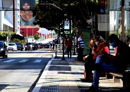 Covid-19: Brasil tem 22 milhões de casos e 614,3 mil mortes