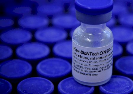 Carregamentos com 4,1 milhões de doses da Pfizer chegam ao Brasil