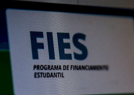 MEC prorroga prazo para renovação de contratos do Fies