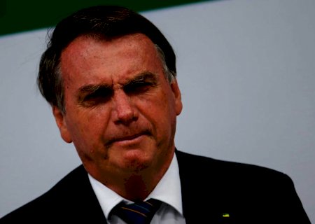 À CNN, Bolsonaro diz que queda do preço dos combustíveis será automática