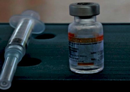 SES distribui vacinas da Pfizer pediátrica e CoronaVac será liberada conforme solicitação dos municípios