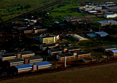 Mesmo com avanço da pandemia, UFGD mantém aulas presenciais