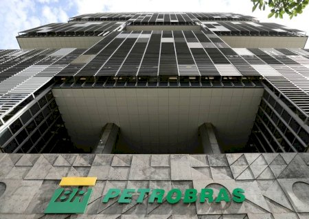 Petrobras seguirá preço internacional mesmo com petróleo acima de US$ 100, diz diretor
