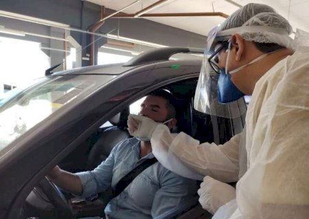 Busca por testes de covid-19 cai pela metade em MS