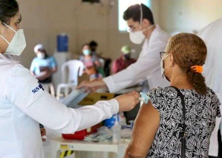Em MS, 785 mil pessoas ainda não buscaram 3ª dose contra a covid