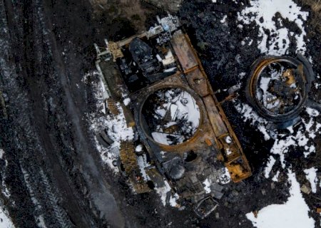 Ucrânia diz que Rússia bombardeou hospital infantil em Mariupol
