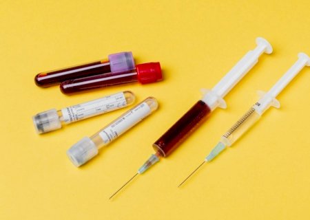 Pesquisadores detectam pela primeira vez microplásticos no sangue humano