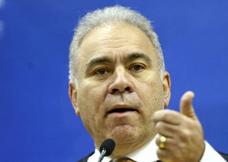 Ministro detalha motivos para decretar fim da emergência sanitária