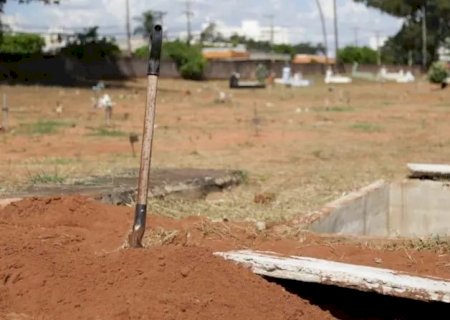 Brasil registra 88 mortes por covid em 24 horas; média móvel é de 154