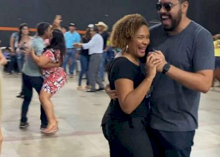 Na festa do Barrac&atilde;o Assombrado, turma mostra que o bail&atilde;o est&aacute; em alta
