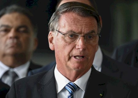 Em evento com militares, Bolsonaro diz que ‘Brasil confia nas Forças Armadas’