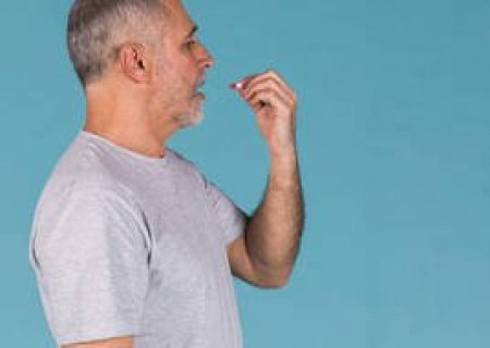 Uso de antibióticos depois dos 40 anos aumenta em quase 50% o risco de doenças intestinais