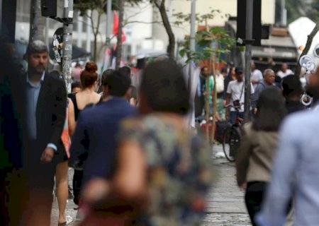 Em 24 horas, Brasil registra 41 mil novos casos e 68 mortes por covid