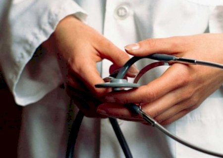 Lula relança o programa Mais Médicos na segunda-feira