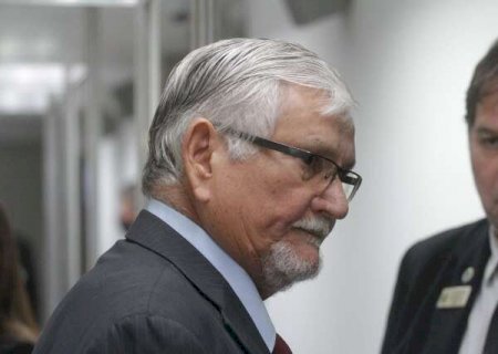 Após dor no peito, Zeca do PT é internado e passa por procedimento no coração