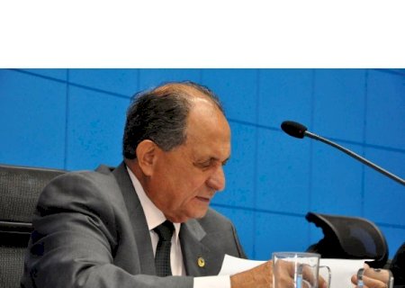 Praça do Peixe: Zé Teixeira solicita mutirão de reparos no Vilas Boas