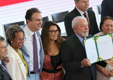 Lula sanciona programa que prevê R$ 4 bilhões para ampliar em 1 milhão matrículas de tempo integral