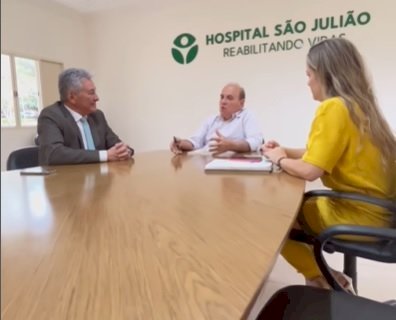 Em visita ao Hospital São Julião Deputado Roberto Hashioka destacou seu funcionamento