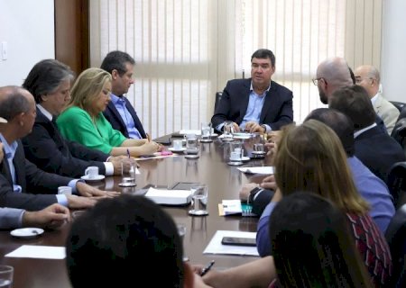Governo de MS discute soluções para demandas da saúde apresentadas por prefeitos do interior