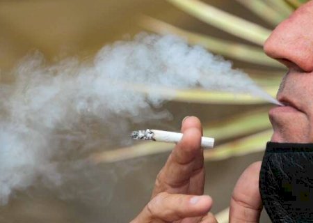 Com sabor ou moderninhos, cigarros renovam clientela que não liga para câncer